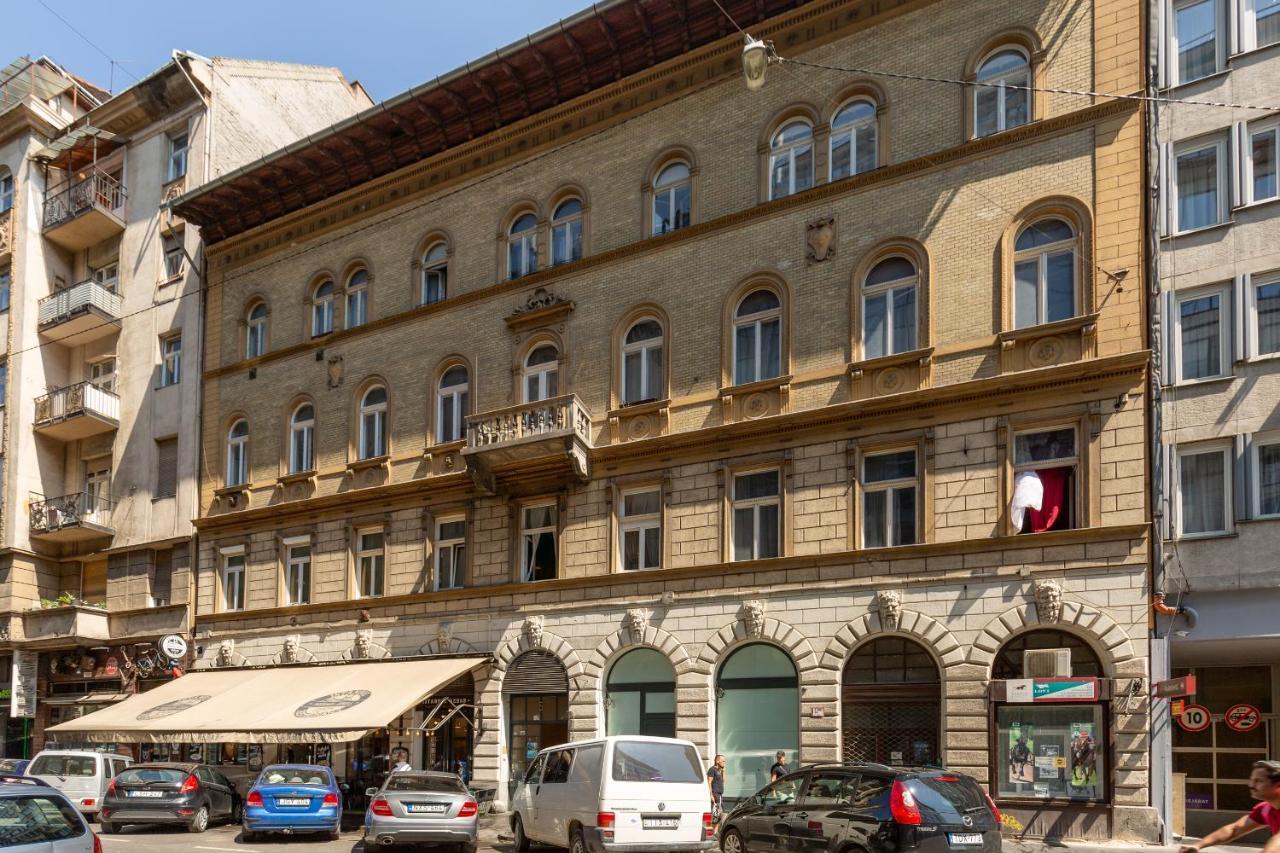 Bien Apartment Budapest Eksteriør billede